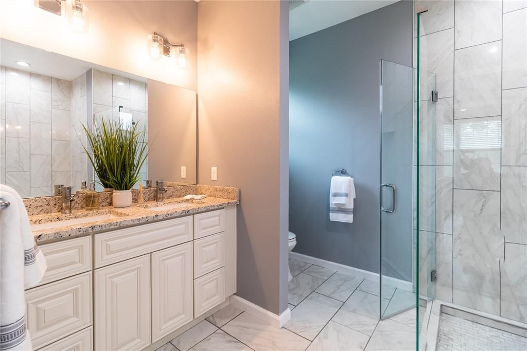 For Sale: $447,000 (4 beds, 2 baths, 1913 Square Feet)