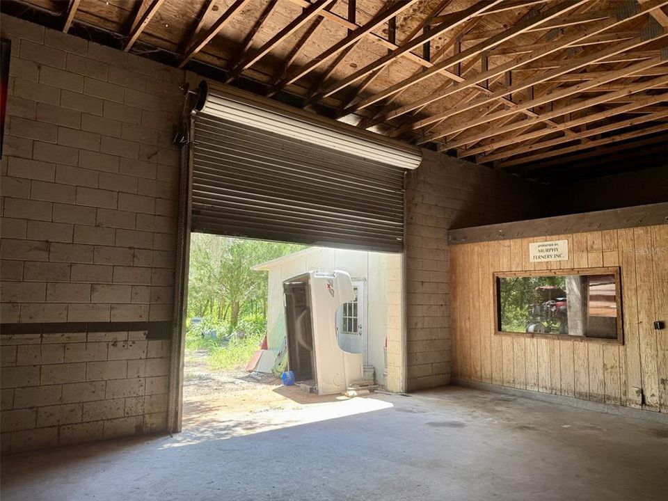 待售: $599,900 (20.86 acres)