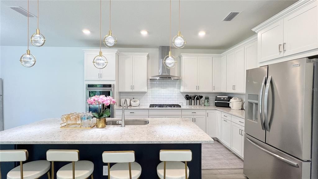 For Sale: $634,900 (5 beds, 4 baths, 3454 Square Feet)