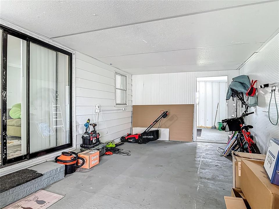 合同活跃: $215,000 (3 贝兹, 2 浴室, 1344 平方英尺)