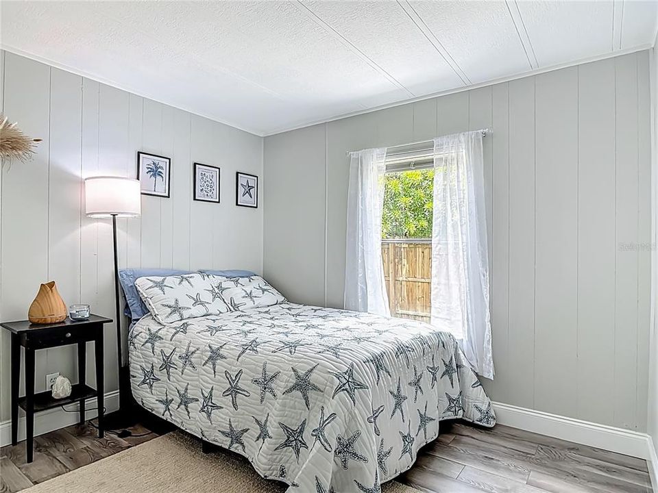 合同活跃: $215,000 (3 贝兹, 2 浴室, 1344 平方英尺)