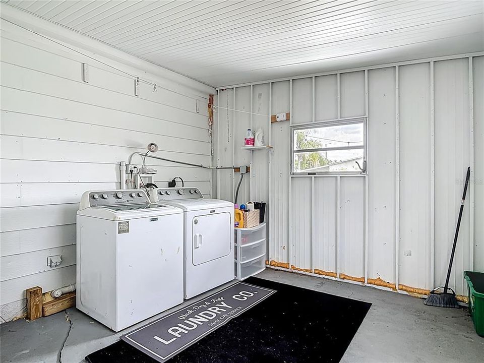 合同活跃: $215,000 (3 贝兹, 2 浴室, 1344 平方英尺)