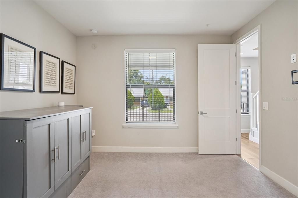 На продажу: $590,000 (3 спален, 3 ванн, 1937 Квадратных фут)