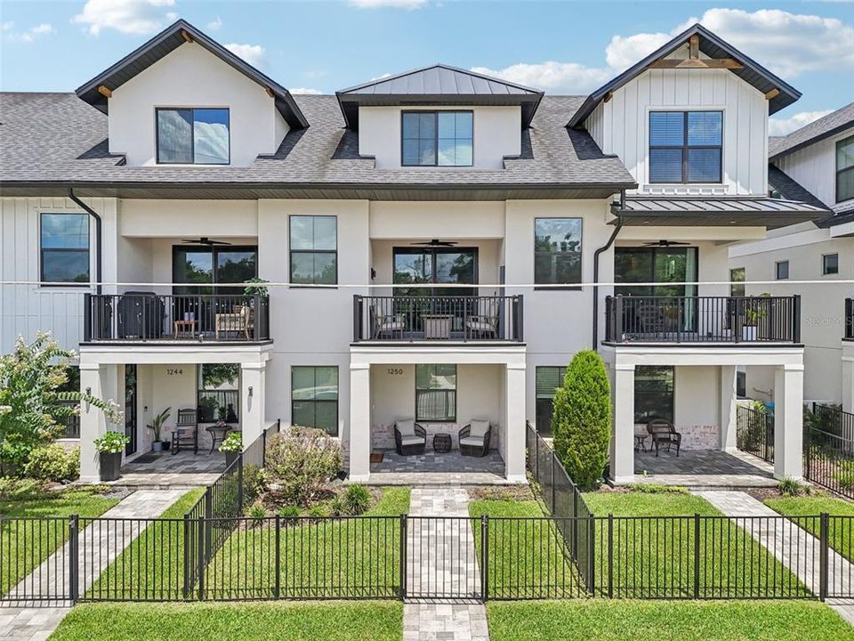 На продажу: $590,000 (3 спален, 3 ванн, 1937 Квадратных фут)