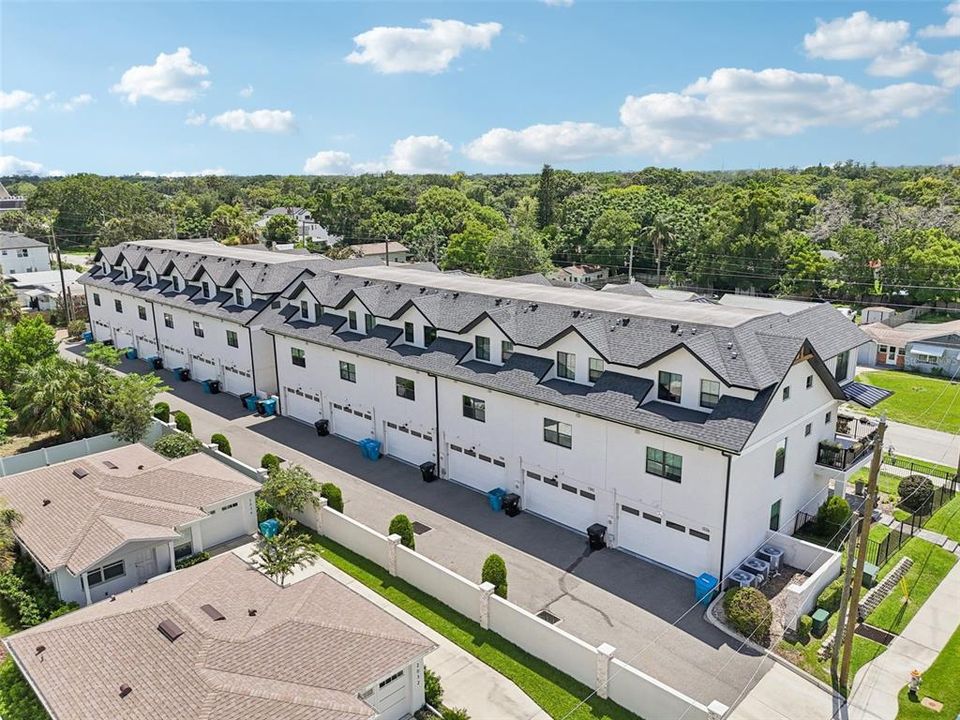 На продажу: $590,000 (3 спален, 3 ванн, 1937 Квадратных фут)