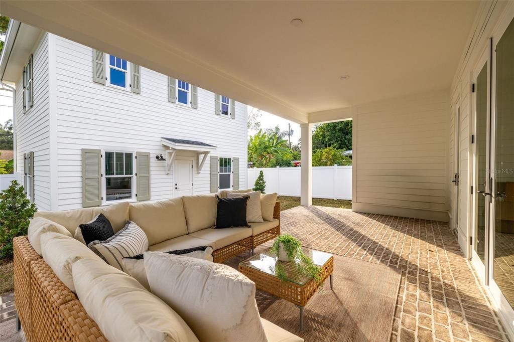 待售: $1,795,000 (6 贝兹, 4 浴室, 3589 平方英尺)