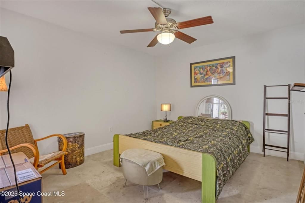 For Sale: $175,000 (3 beds, 3 baths, 1618 Square Feet)