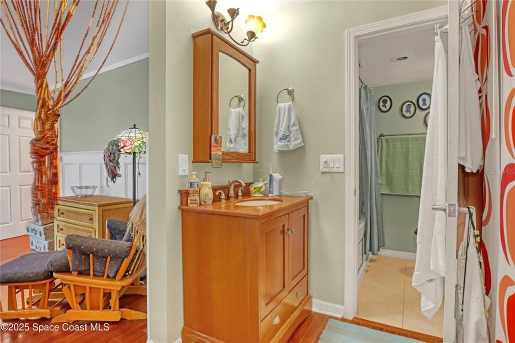 For Sale: $175,000 (3 beds, 3 baths, 1618 Square Feet)