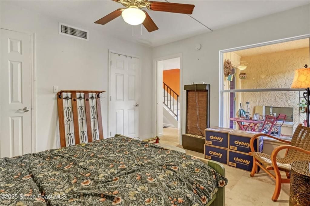 For Sale: $175,000 (3 beds, 3 baths, 1618 Square Feet)