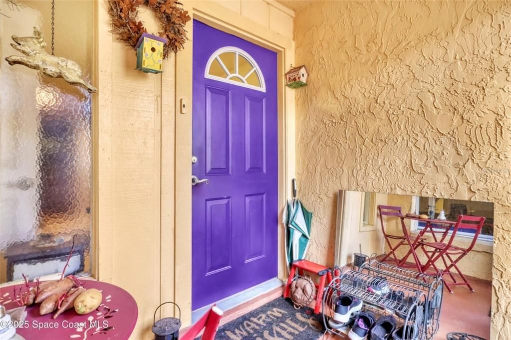 For Sale: $175,000 (3 beds, 3 baths, 1618 Square Feet)