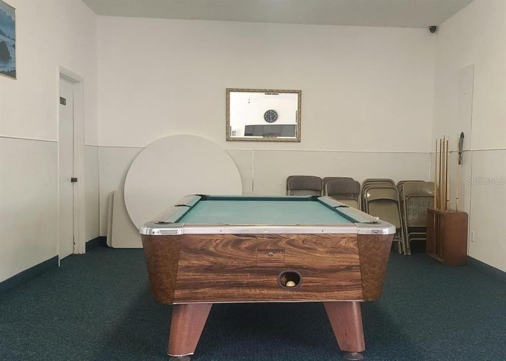 For Sale: $139,000 (2 beds, 2 baths, 952 Square Feet)