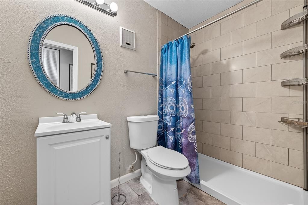 For Sale: $139,000 (2 beds, 2 baths, 952 Square Feet)