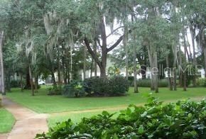 For Sale: $139,000 (2 beds, 2 baths, 952 Square Feet)