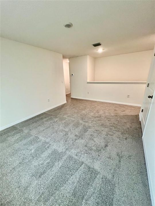 出租: $2,750 (5 贝兹, 3 浴室, 2605 平方英尺)