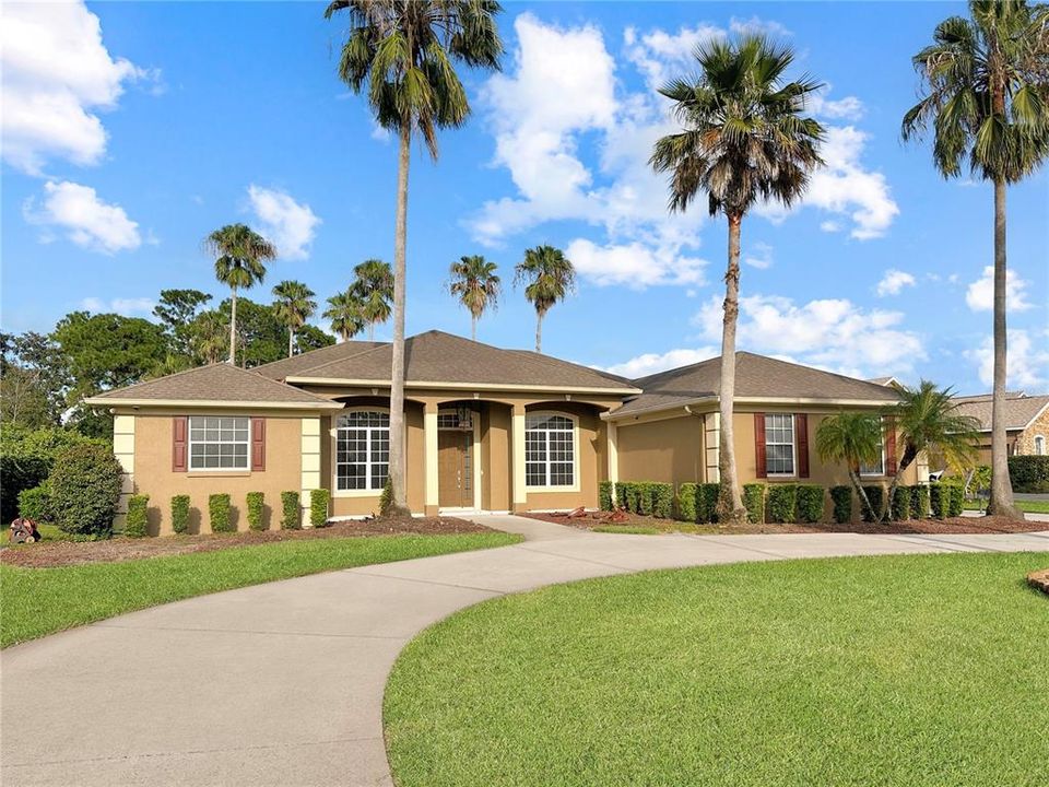 Active With Contract: $573,900 (4 beds, 3 baths, 2821 Square Feet)