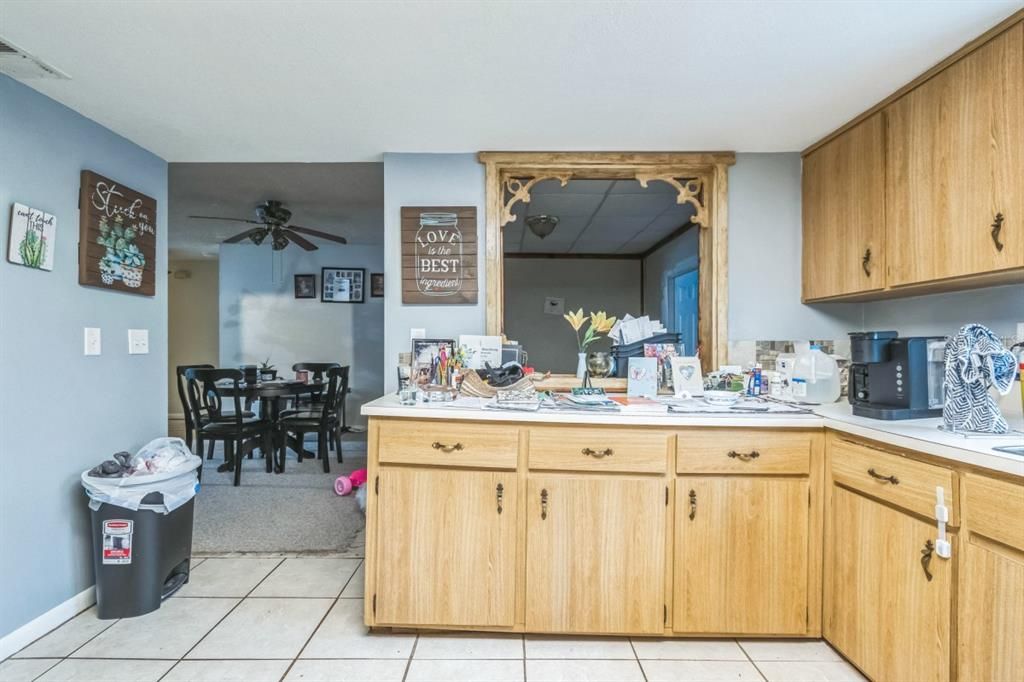 待售: $379,990 (6 贝兹, 0 浴室, 3758 平方英尺)