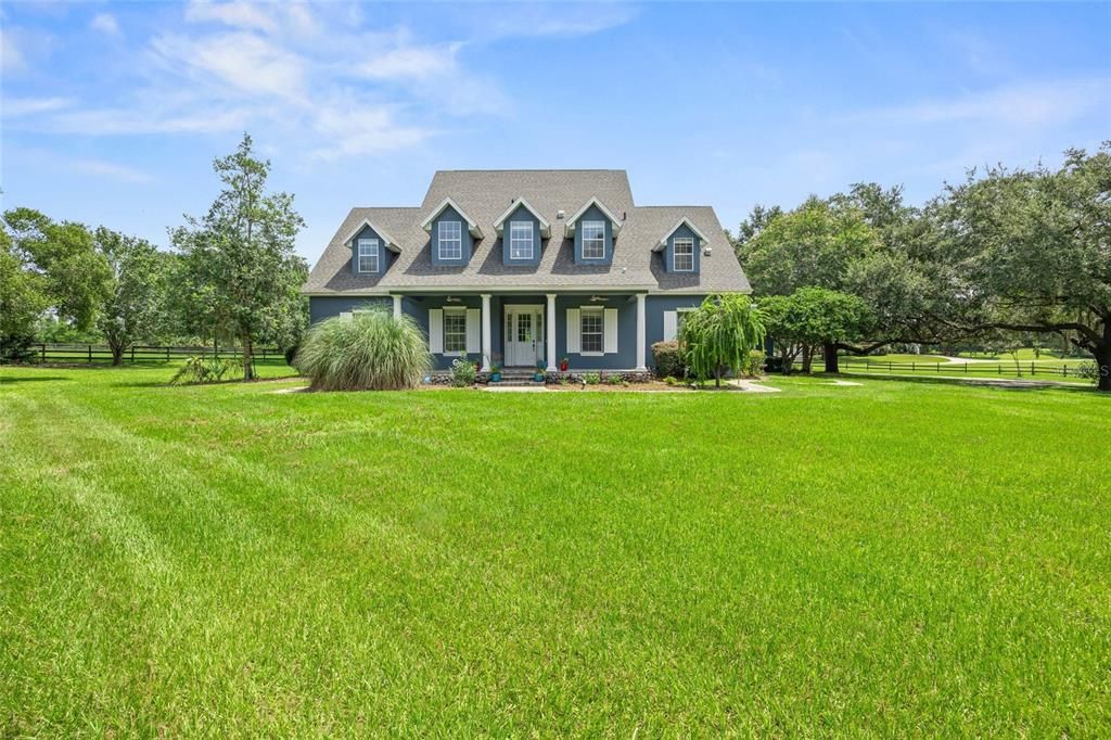 For Sale: $1,100,000 (5 beds, 4 baths, 3990 Square Feet)