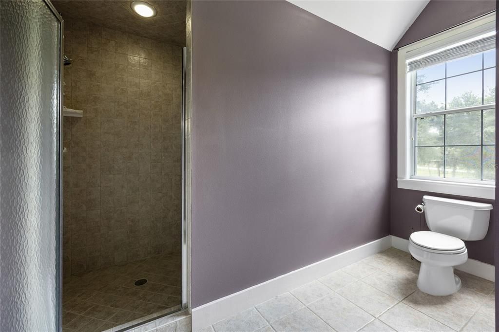 For Sale: $1,100,000 (5 beds, 4 baths, 3990 Square Feet)