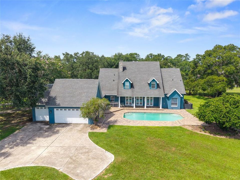 For Sale: $1,100,000 (5 beds, 4 baths, 3990 Square Feet)