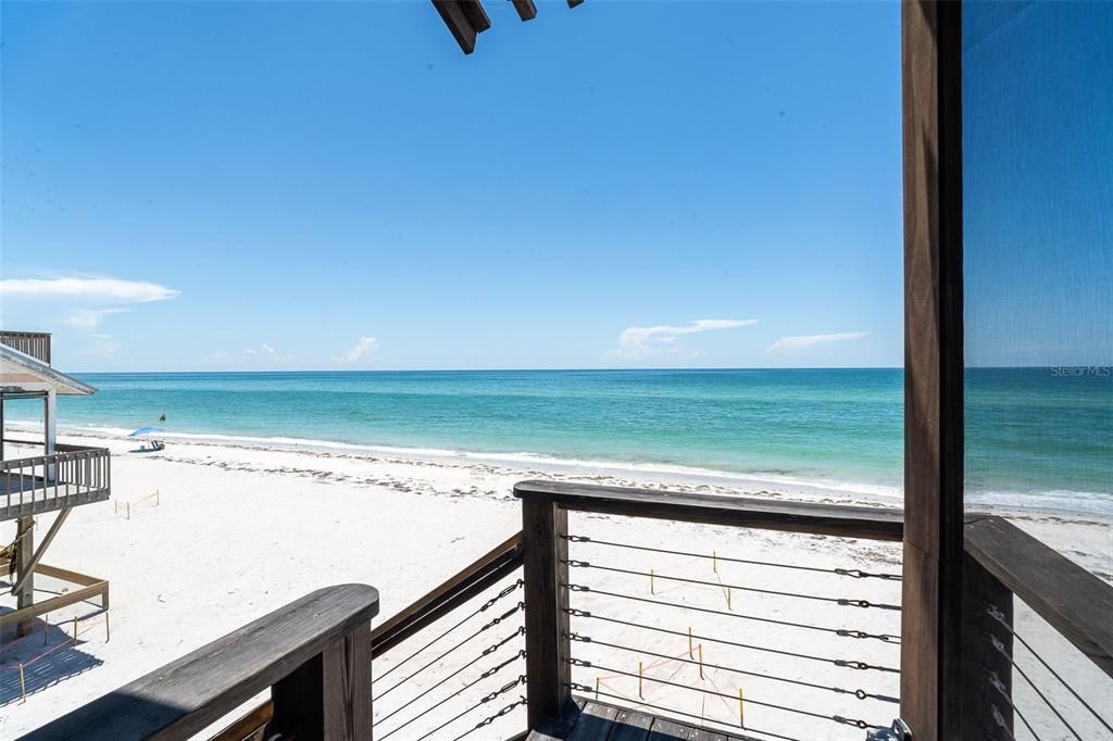 На продажу: $1,979,000 (2 спален, 2 ванн, 1258 Квадратных фут)