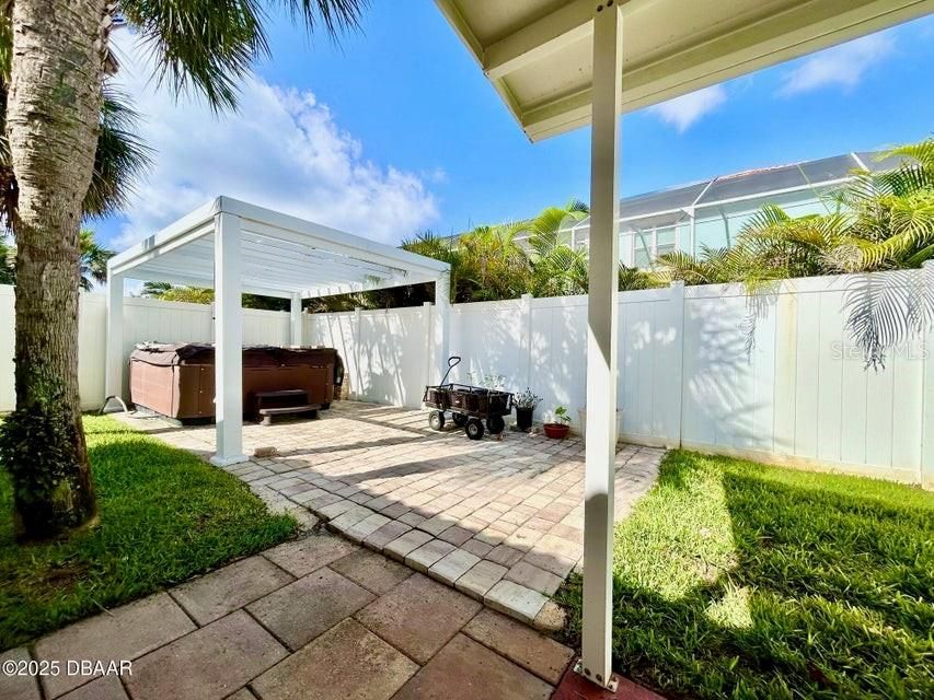 待售: $567,900 (3 贝兹, 2 浴室, 1631 平方英尺)