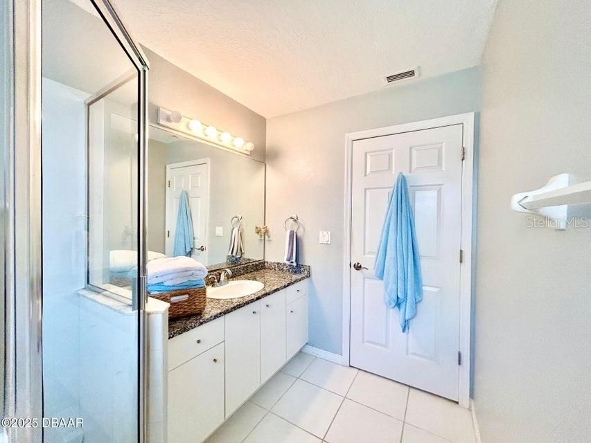 待售: $567,900 (3 贝兹, 2 浴室, 1631 平方英尺)