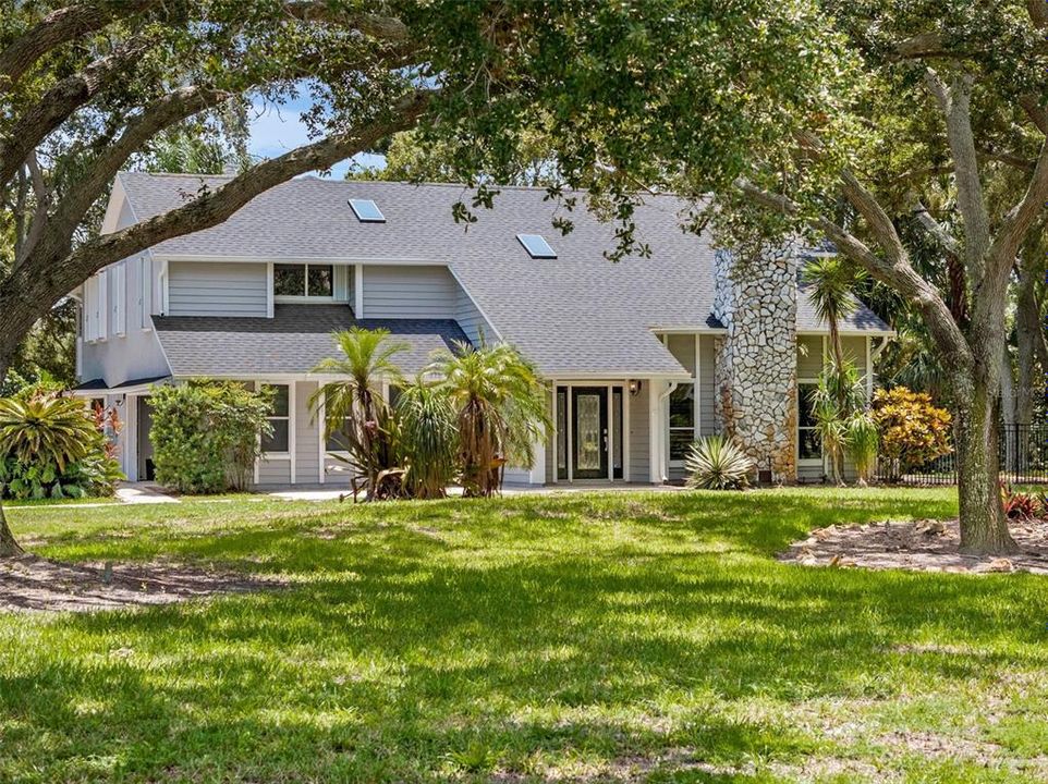 En Venta: $899,000 (4 camas, 3 baños, 2939 Pies cuadrados)