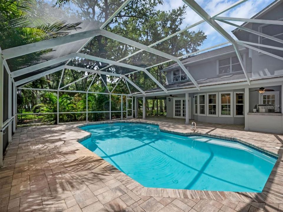 En Venta: $899,000 (4 camas, 3 baños, 2939 Pies cuadrados)