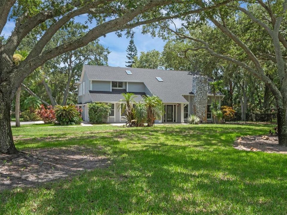 En Venta: $899,000 (4 camas, 3 baños, 2939 Pies cuadrados)