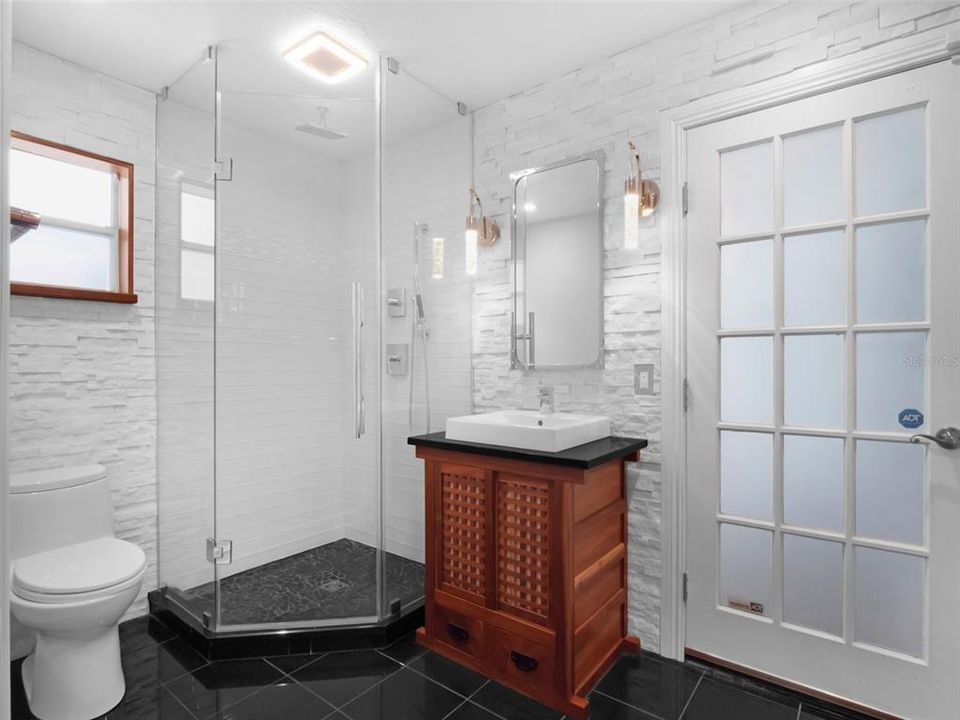 En Venta: $899,000 (4 camas, 3 baños, 2939 Pies cuadrados)