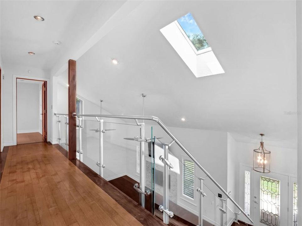 En Venta: $899,000 (4 camas, 3 baños, 2939 Pies cuadrados)