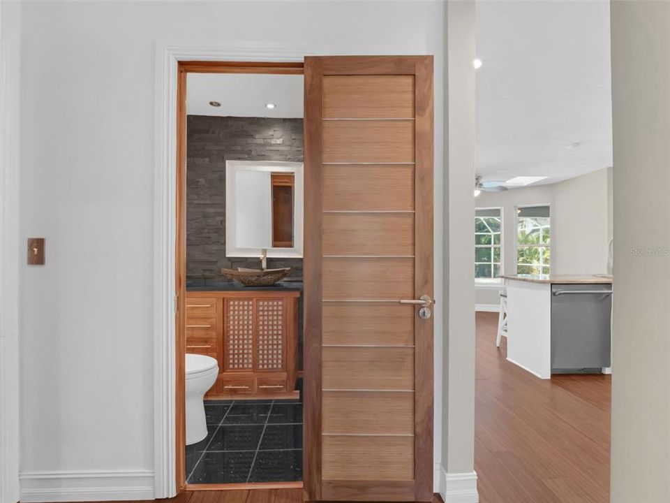 En Venta: $899,000 (4 camas, 3 baños, 2939 Pies cuadrados)