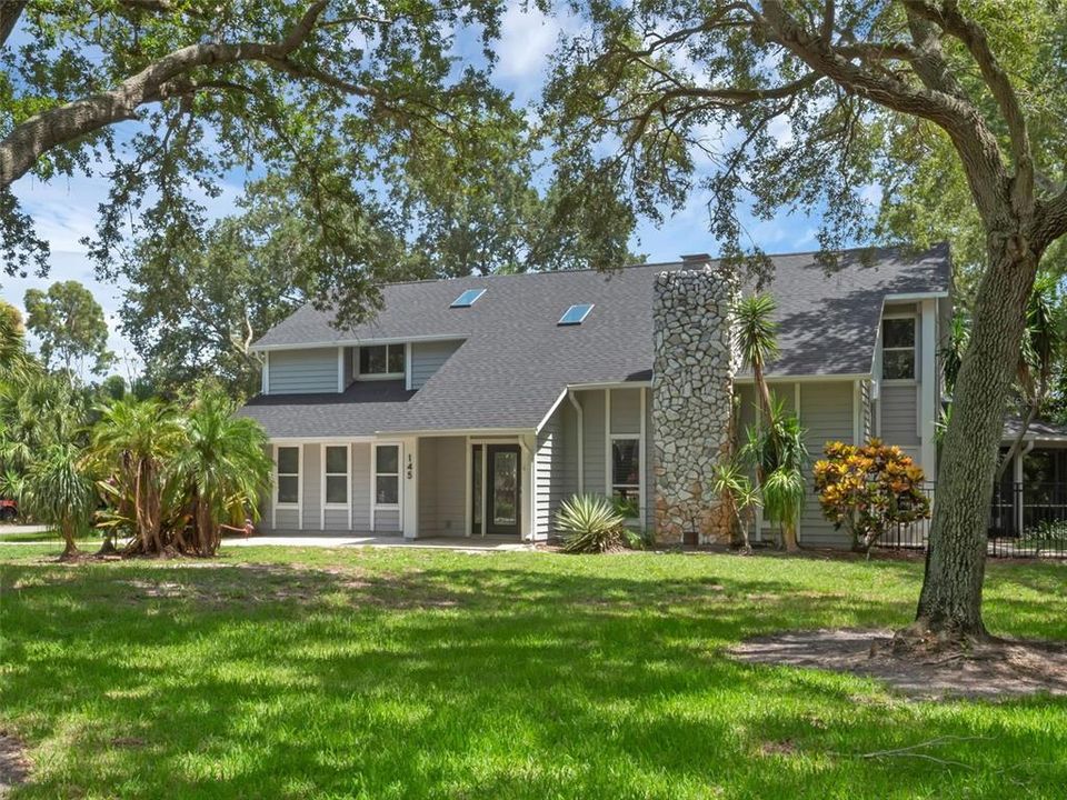 En Venta: $899,000 (4 camas, 3 baños, 2939 Pies cuadrados)