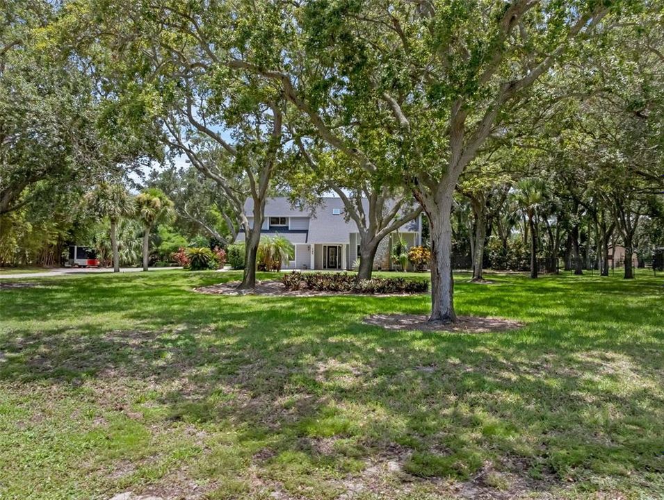 En Venta: $899,000 (4 camas, 3 baños, 2939 Pies cuadrados)