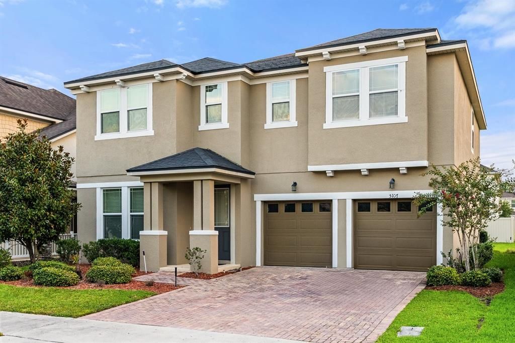 Activo con contrato: $588,000 (4 camas, 2 baños, 2976 Pies cuadrados)