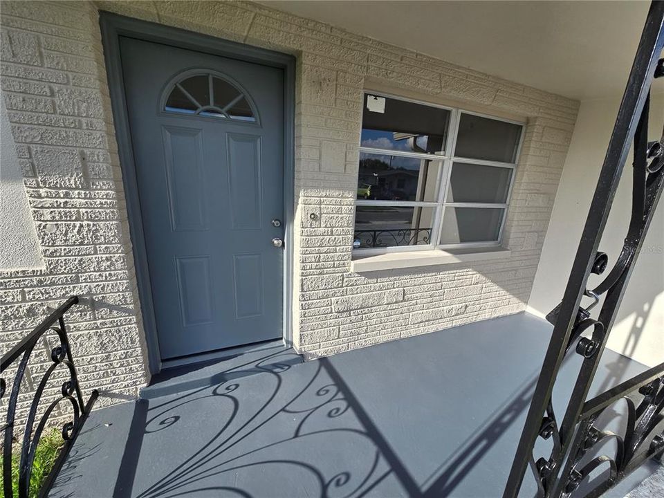 Activo con contrato: $1,350 (2 camas, 1 baños, 958 Pies cuadrados)