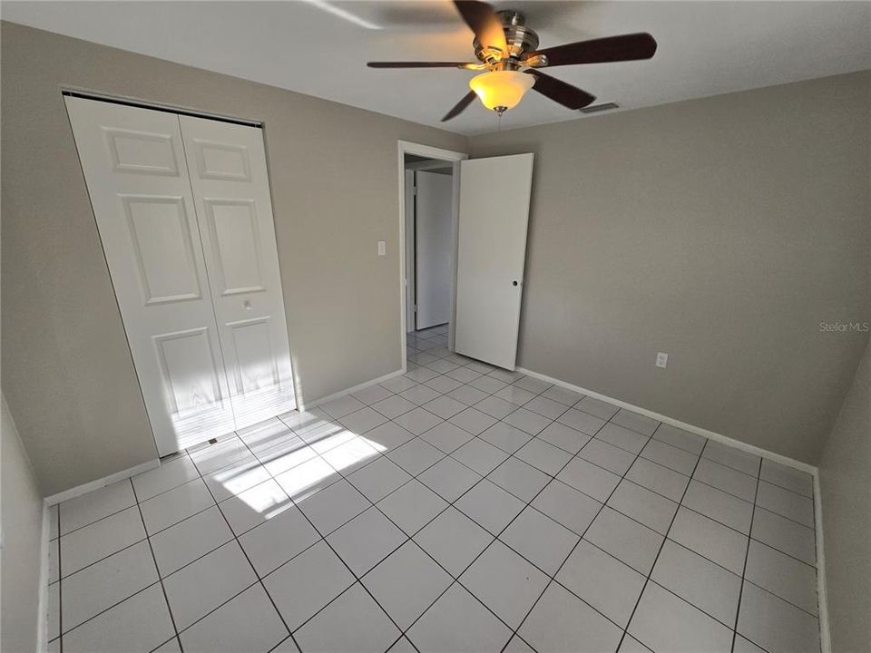 Activo con contrato: $1,350 (2 camas, 1 baños, 958 Pies cuadrados)