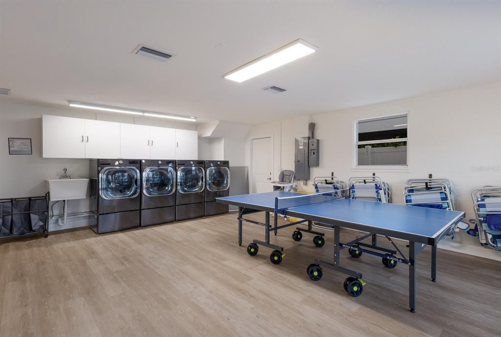 For Sale: $3,950,000 (5 beds, 5 baths, 3844 Square Feet)