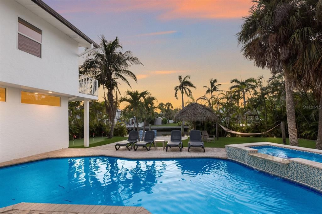 For Sale: $3,950,000 (5 beds, 5 baths, 3844 Square Feet)