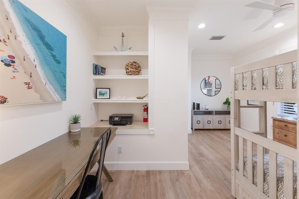 For Sale: $3,950,000 (5 beds, 5 baths, 3844 Square Feet)