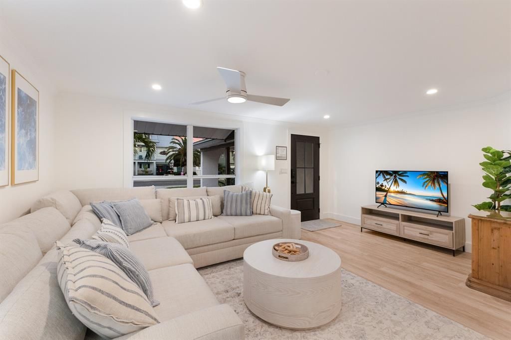 For Sale: $3,950,000 (5 beds, 5 baths, 3844 Square Feet)