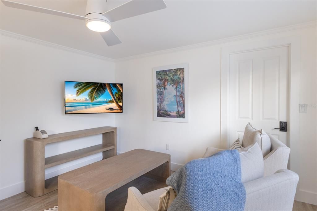 For Sale: $3,950,000 (5 beds, 5 baths, 3844 Square Feet)