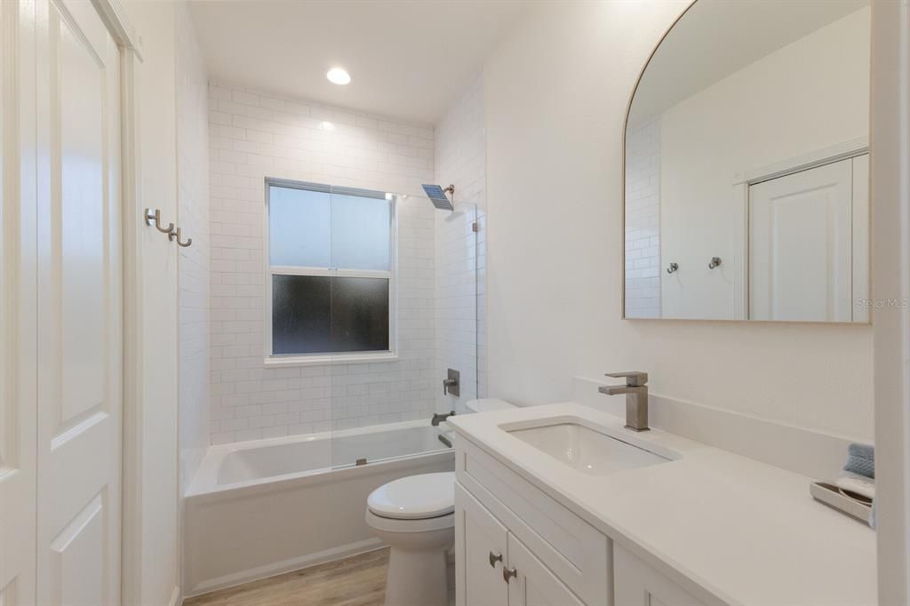 For Sale: $3,950,000 (5 beds, 5 baths, 3844 Square Feet)