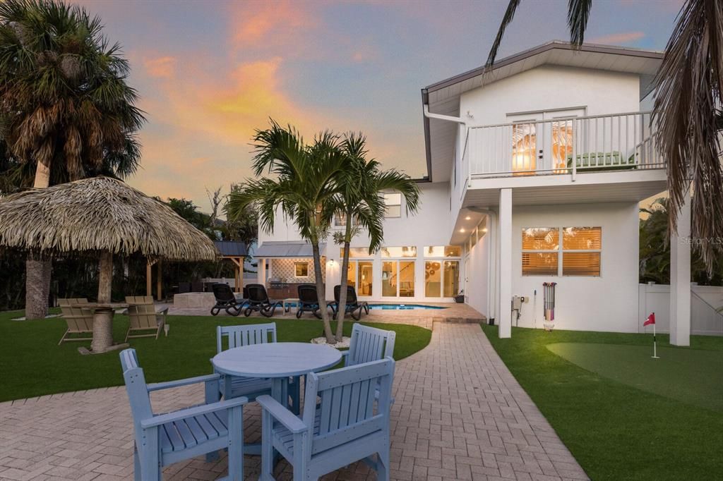 For Sale: $3,950,000 (5 beds, 5 baths, 3844 Square Feet)