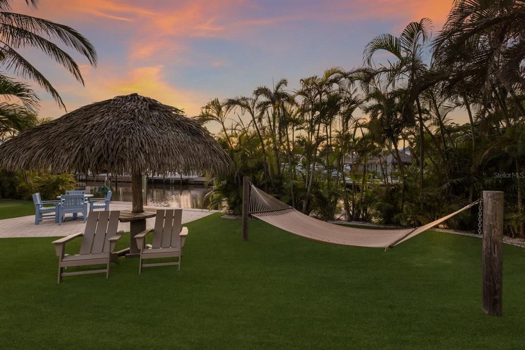 For Sale: $3,950,000 (5 beds, 5 baths, 3844 Square Feet)