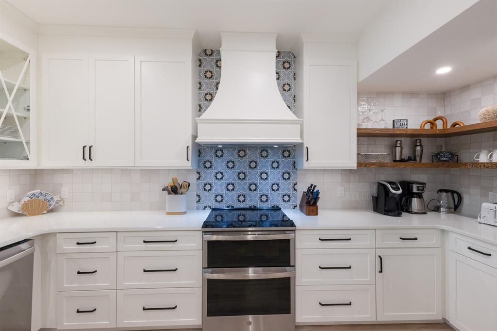 For Sale: $3,950,000 (5 beds, 5 baths, 3844 Square Feet)