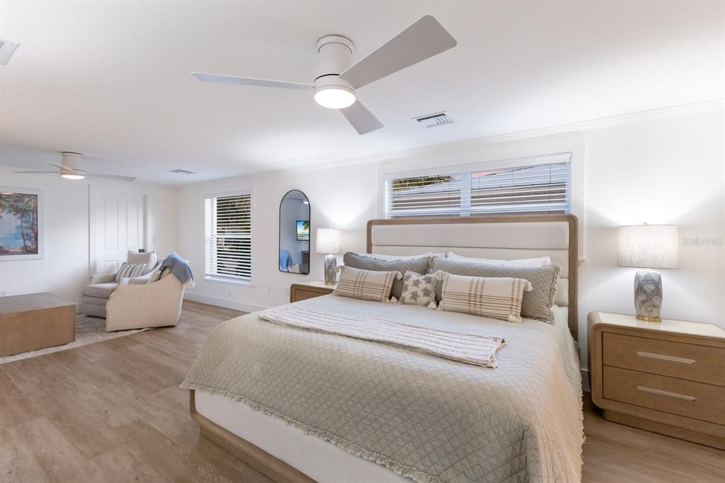 For Sale: $3,950,000 (5 beds, 5 baths, 3844 Square Feet)