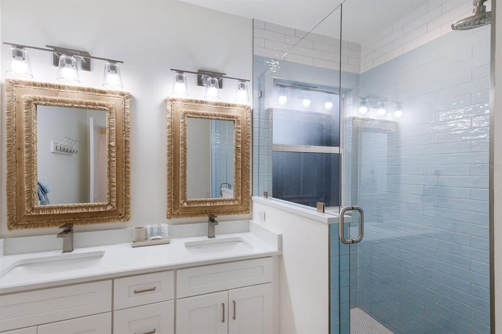 For Sale: $3,950,000 (5 beds, 5 baths, 3844 Square Feet)