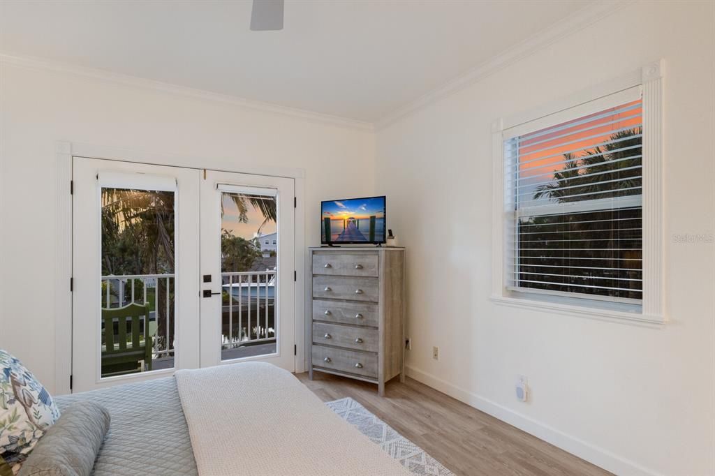 For Sale: $3,950,000 (5 beds, 5 baths, 3844 Square Feet)