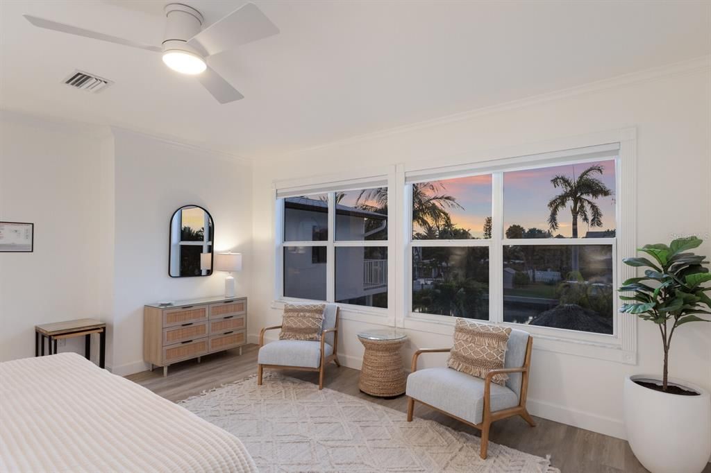 For Sale: $3,950,000 (5 beds, 5 baths, 3844 Square Feet)